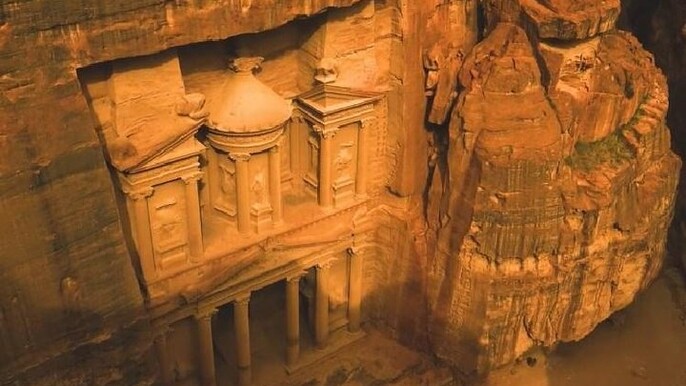 Jordan Elite Experience: 2-Day Petra, Wadi Rum & Dead Sea Journey