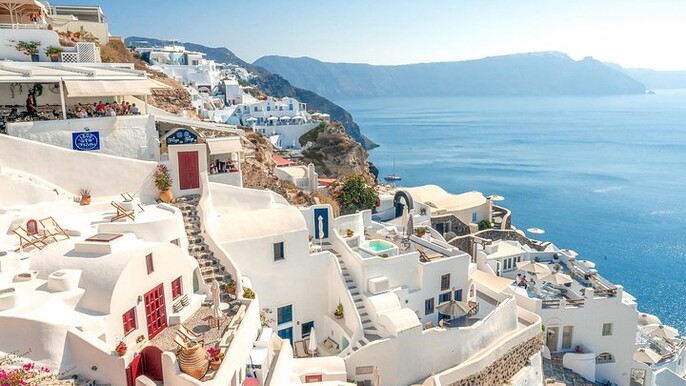 Private Guided Full Day Tour of Santorini