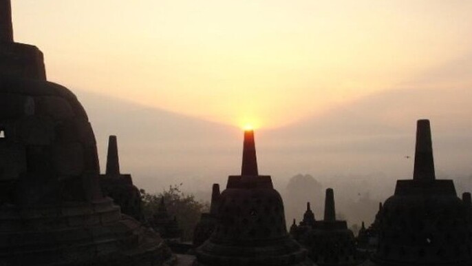 Borobudur Sunrise and Village Tour