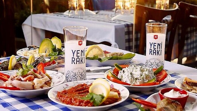 Istanbul Culinary Tour: Local Tavern and Gourmet Street Foods