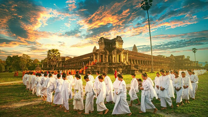 Full-Day Private Guided Tour from Siem Reap to Preah Vihear Temple