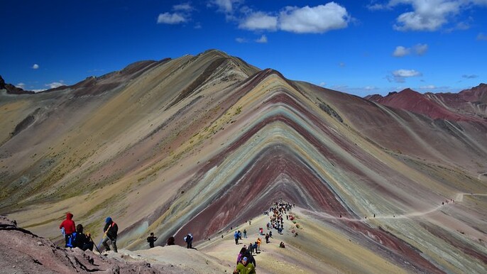Full Day - Rainbow Mountain tour - Group Service
