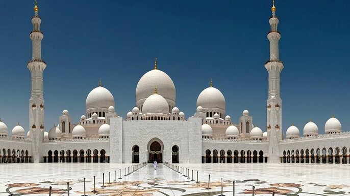 Dubai to Abu Dhabi City Tour with Multiple Options & Points