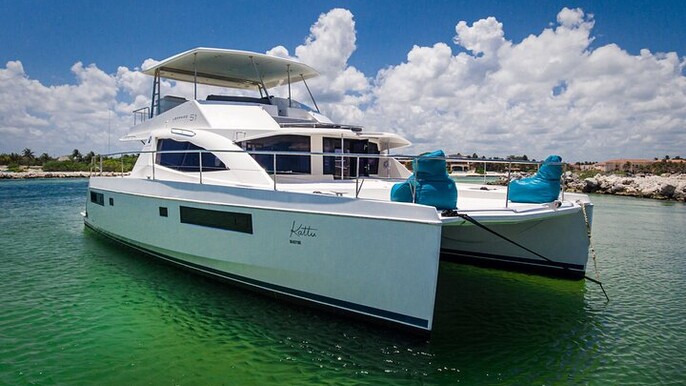 All Inclusive Cozumel: Coast & Relax 4hrs Luxury Yacht
