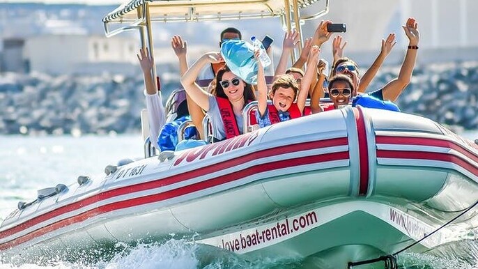 Dubai Love Boat Tour to Marina, JBR, Atlantis and Burj Al Arab