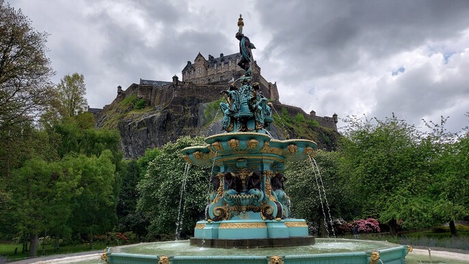 Immersive Experience: Become Sherlock Holmes in Edinburgh!