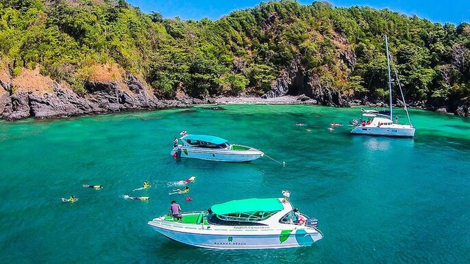 Banana Beach Island Day Trip by Speedboat from Phuket with Lunch
