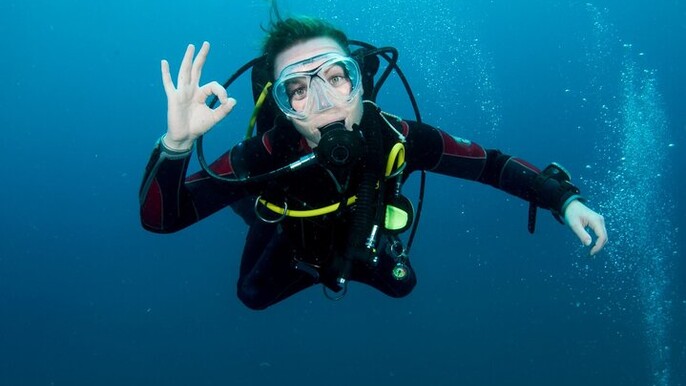 Try Scuba Diving Experience in Fujairah