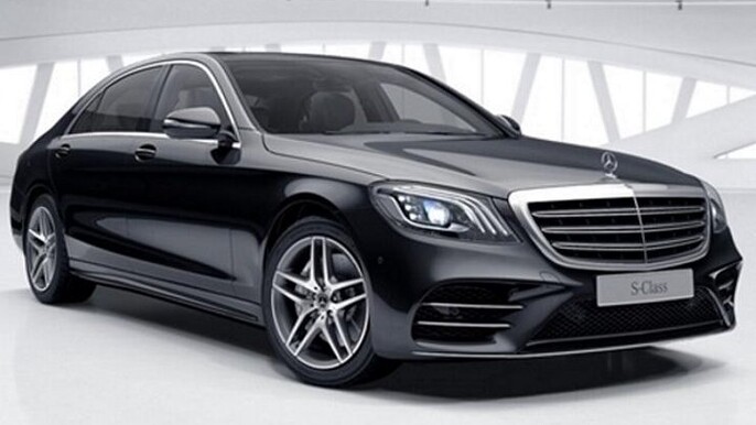 Airport Transfer: Vienna to Vienna Airport VIE by Luxury Car