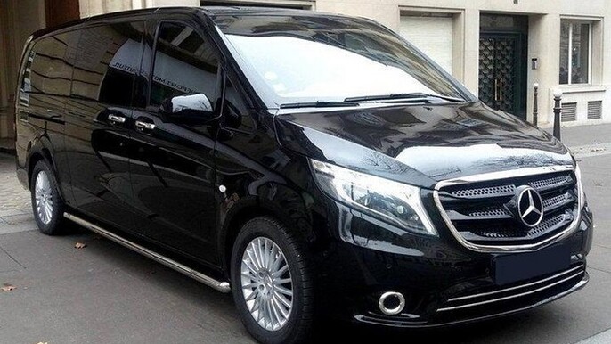 Arrival Transfer: Airport CPH to Copenhagen by Luxury Van