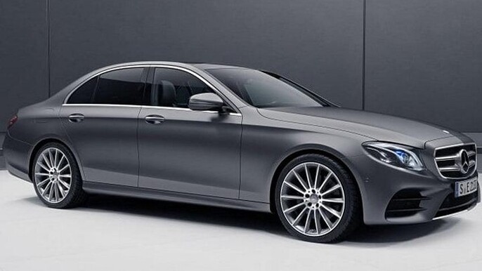 Departure Transfer: Hamburg to Airport HAM by Business Car