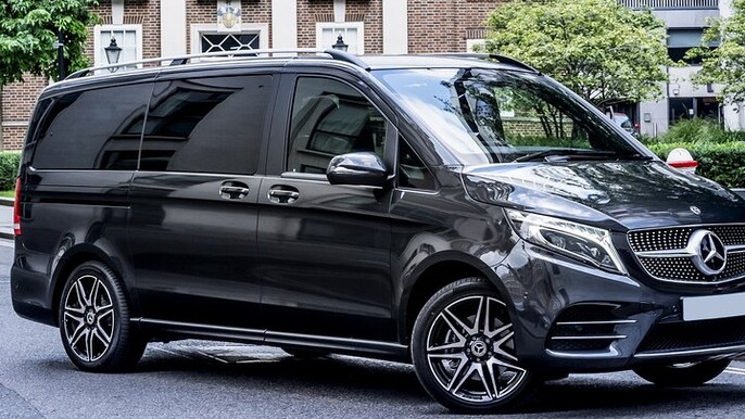 Departure Private Transfers: Glasgow City to Glasgow Airport GLA in Luxury Van