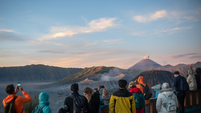 From Bali : 4D3N Ijen Volcano,Bromo Sunrise,Tumpaksewu Waterfall Tour - Malang Drop Off