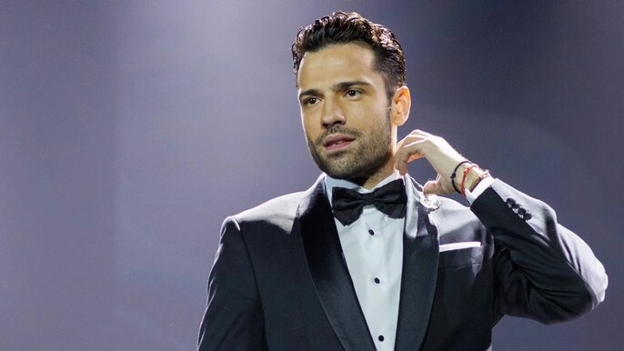 Celebrate New Year’s Eve 2026 with Konstantinos Argiros