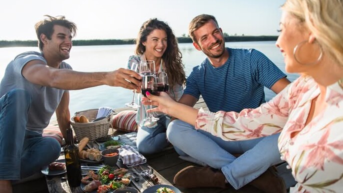 private, guided Tour: (Sunset) on traditional Wooden boat with optional diner specialities