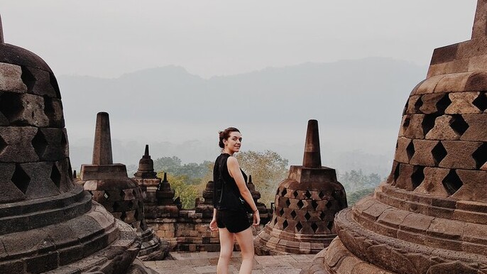 Yogyakarta: Borobudur temple (Climb Up) and Prambanan Temple