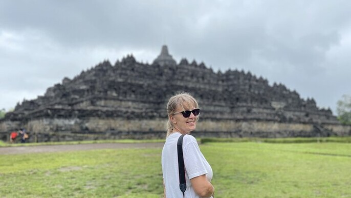 Merapi Jeep Sunrise, Borobudur Climb Up, Prambanan Temple Tour