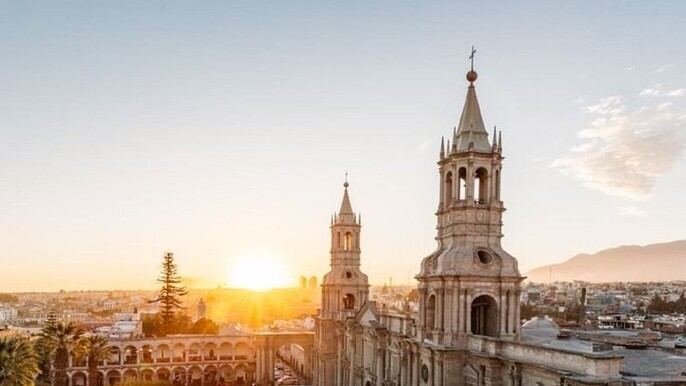 4-day Essential Arequipa and Colca Canyon Tour Package