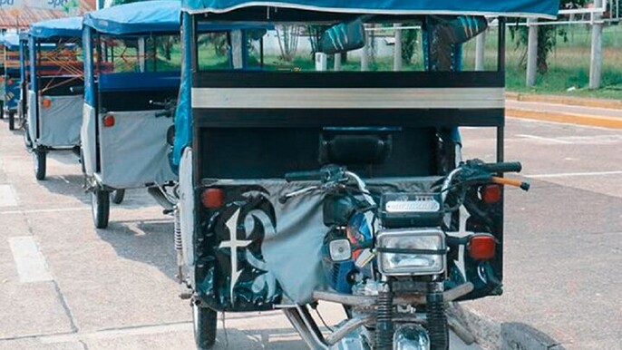 Iquitos Airport Private Transfer in Tuk Tuk