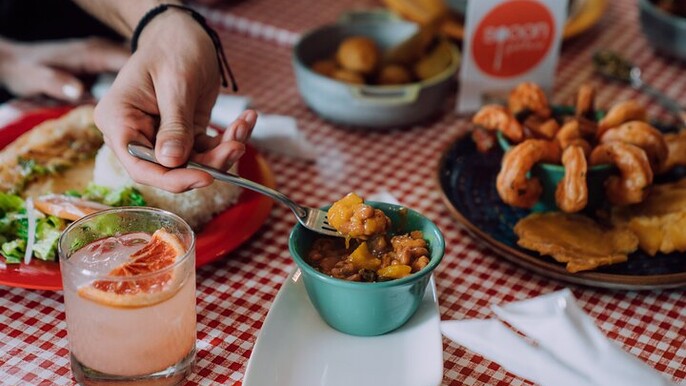 Gastronomic Journey at Sunset: Old San Juan Walk & Taste Tour