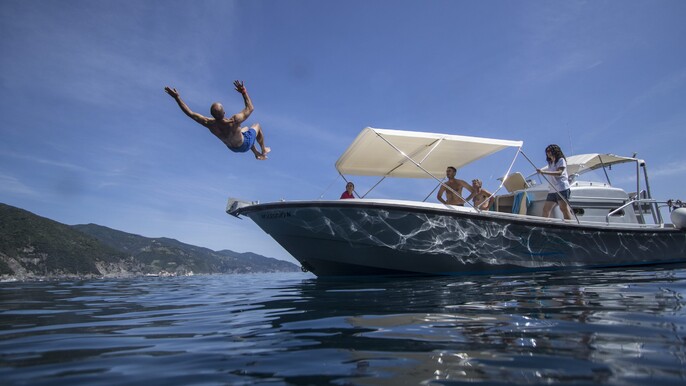 Exclusive Cinque Terre by Private Boat