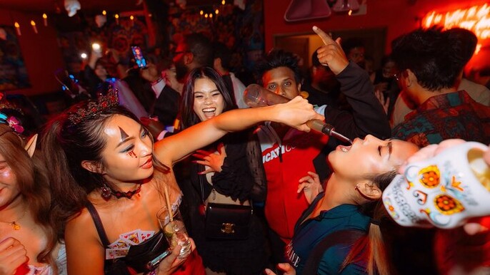 Bangkok Club Crawl: Explore, Connect and Party Worldwide