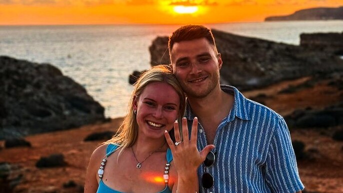 Romantic Sunset Proposal Boat Tour Malta with Private Boat Trip