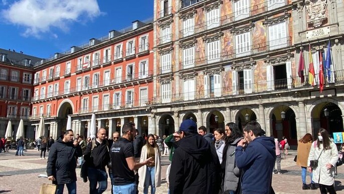 Madrid in a Day: History, Food & Local Life