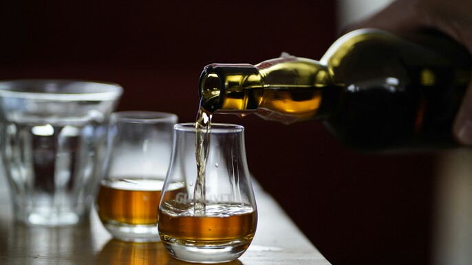 Guided whisky tasting with paired Scottish cheeses & charcuterie