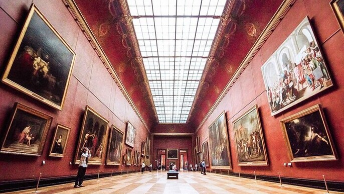 Louvre Museum Half Day Guided Tour in Paris