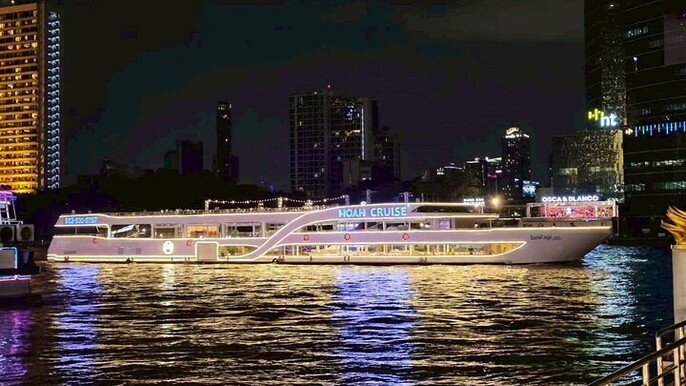 Noah Chao Phraya Buffet Dinner Bangkok Cruise from Iconsiam