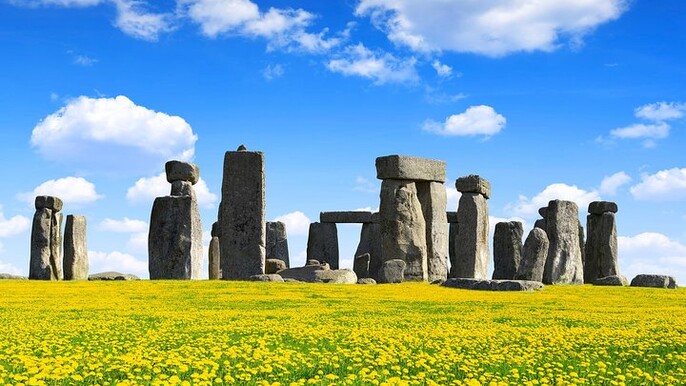 M: From London: Stonehenge Morning Tour Including Tickets