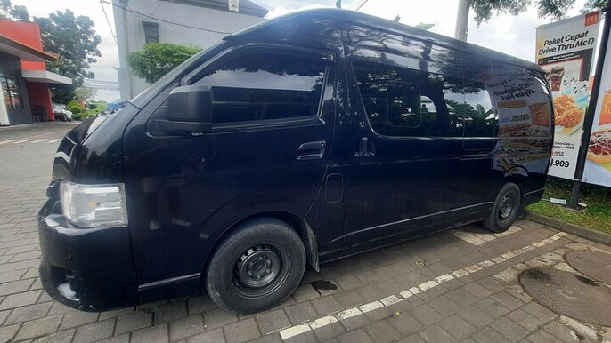 Private Bali Airport Pick Up By Mini Bus