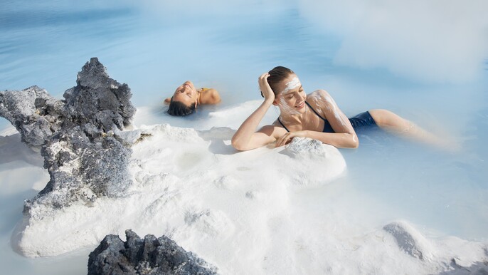 Blue Lagoon from Keflavik w/ Dinner in Reykjavik: Guided Bus Transfer & Tour
