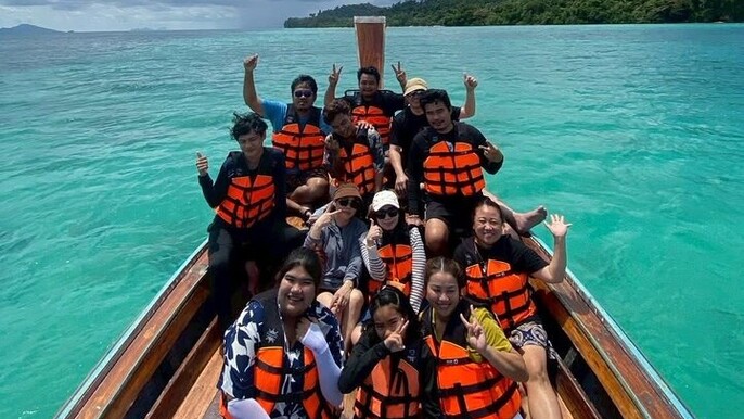 Private Longtail Boat to Trang Emerald Cave and Kradan Islands