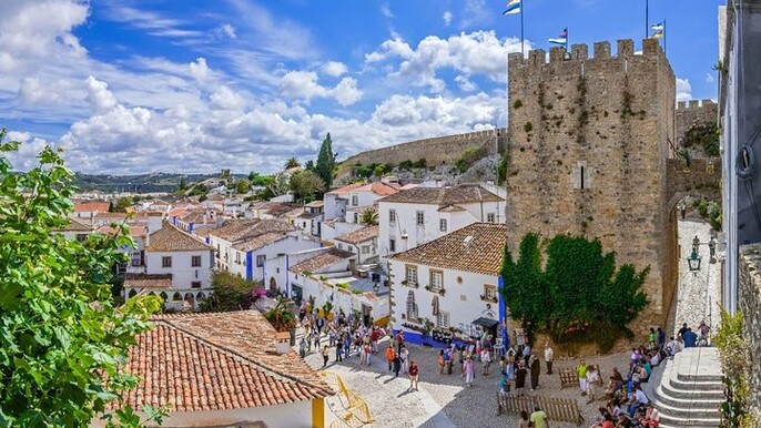 Private Tour to the Sanctuary of Fatima, Nazare, and Obidos