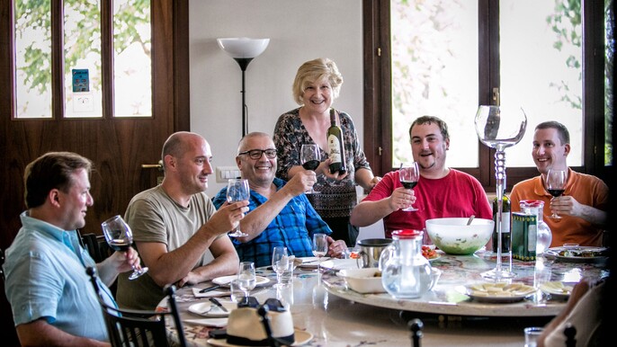 Organic Wine Tasting, Local Food & Vineyard Walk near Assisi