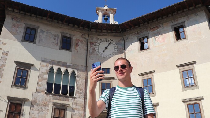 Self-Guided Secrets of Pisa Exploration Game
