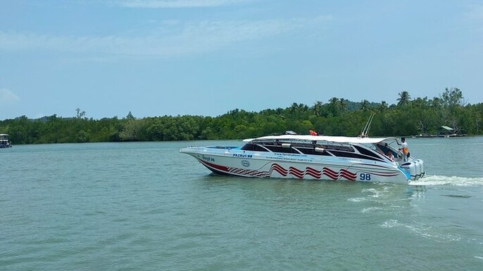 Direct Transfer from Koh Lipe to Phuket by Speedboat