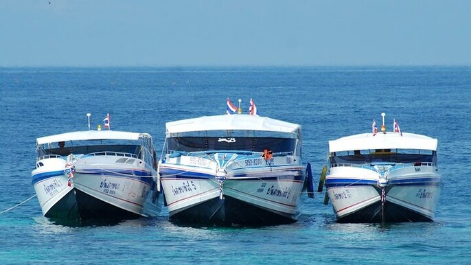 Island Transfer from Koh Lipe to Koh Lanta by Speedboat