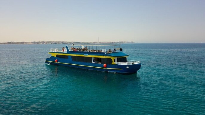 2 Hours Semi-Submarine Snorkeling Sea Trip & Transfer-Hurghada