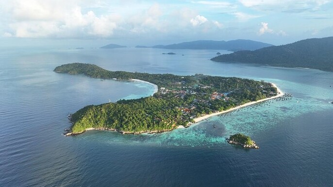 Koh Lipe 5 Stunning Island Snorkeling Tour by Longtail Boat