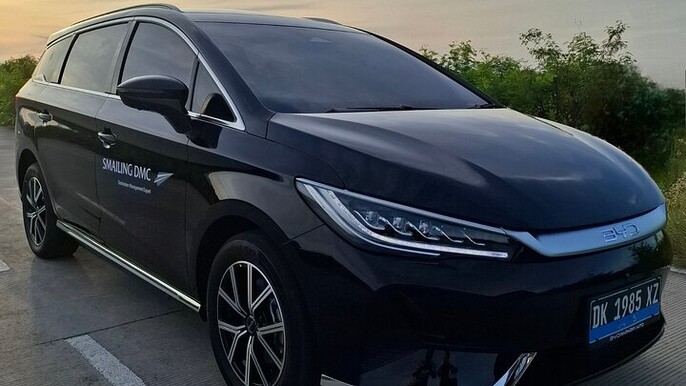 Eco Friendly Premium Electric Vehicle Airport Transfers