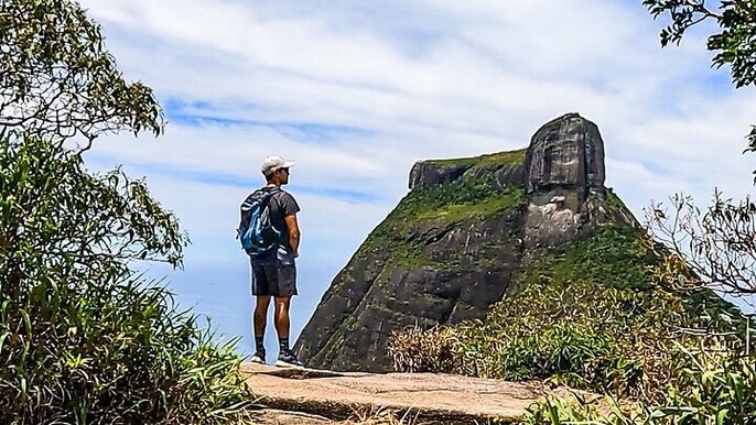 Trail to Beautiful Stone with amazing views in DA Tijuca Forest