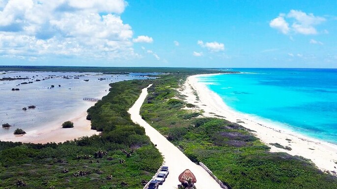 2 Ports Combo: Costa Maya Chacchoben & Bacalar+Cozumel Jeep Tour