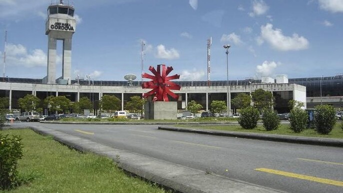 Airport Pickup OR Drop Off in Medellín Private Service