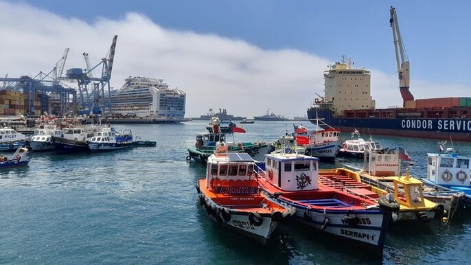 Post-Cruise Valparaíso & Viña del Mar Tour to Santiago 4-Pax Deal