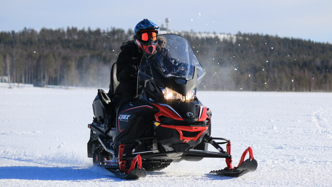 Private Snowmobile Experience in Lapland