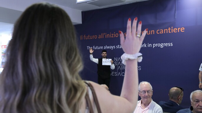 Private Transfer: Naples ⇄ Positano and Guided Tour of Pompeii with Priority Access