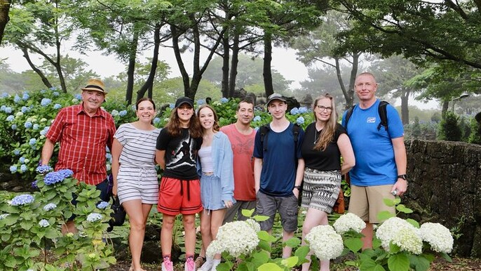 Jeju Bus Tour with Professional English Guide